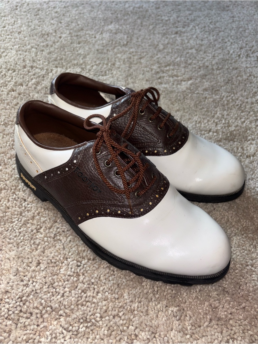 FootJoy GreenJoys Saddle Golf Shoes White Brown Oxford Cleats Sz 9.5